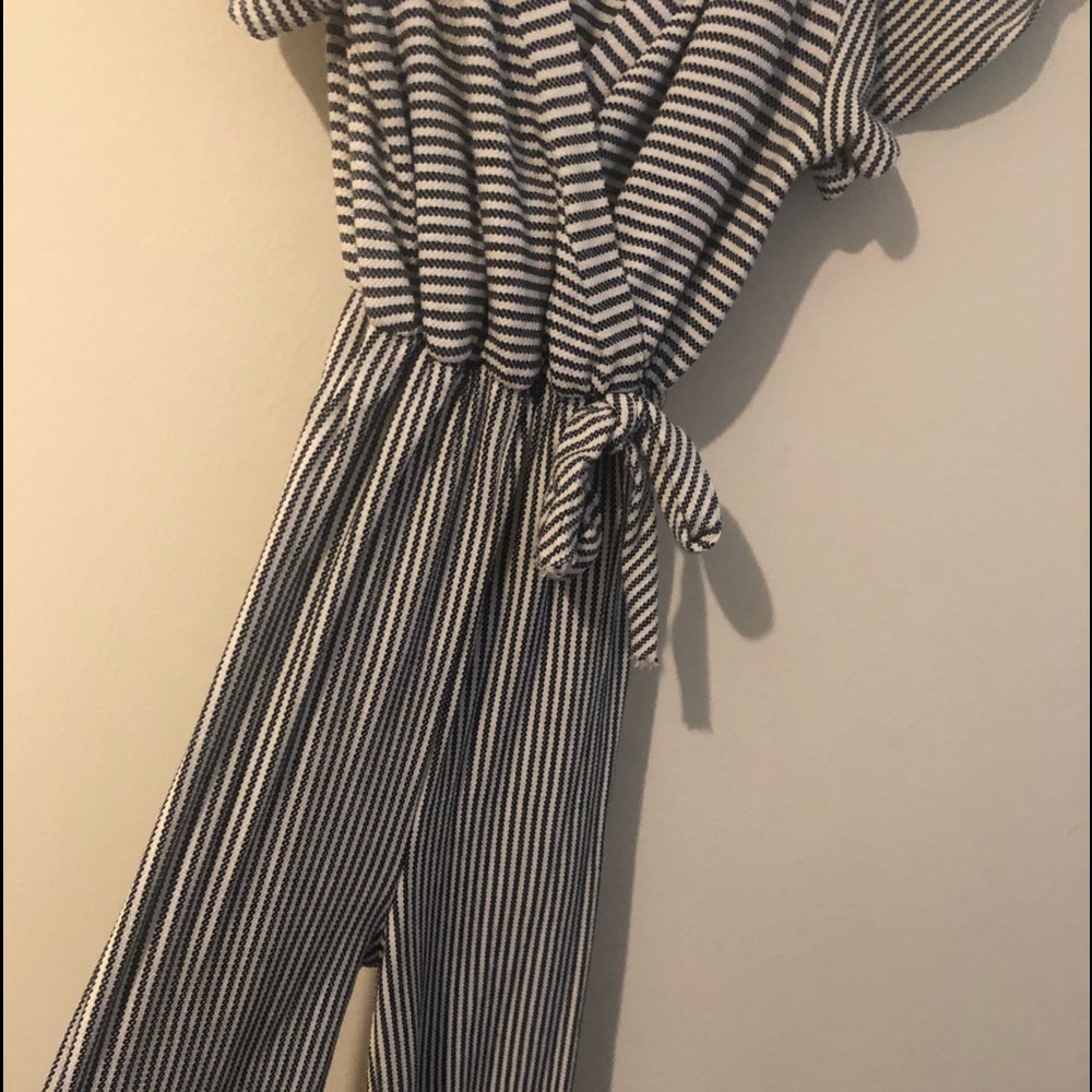 Striped romper - Picture 2 of 6